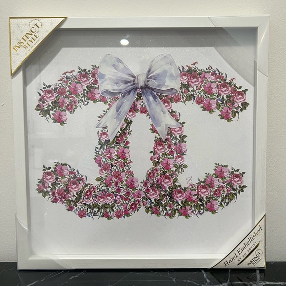 Other - NWT Luxury Inspired Floral Framed Wall Art